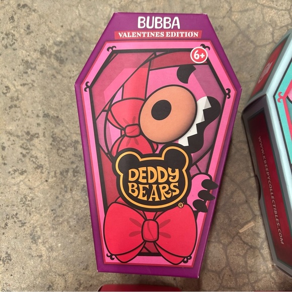 NEW SEALED SET 6 DEDDY BEARS 5" Coffin Plush Target Exclusive& Valentine Edition - Picture 4 of 14